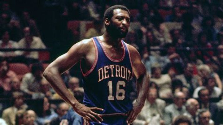 Who did Bob Lanier play for in college? 1 Bob Lanier
