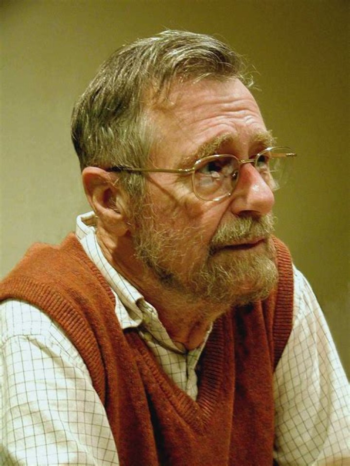 Edsger W. Dijkstra Edsger W. Dijkstra