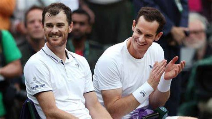 Is Jamie Murray still married to Alejandra Murray? 1 Jamie Murray