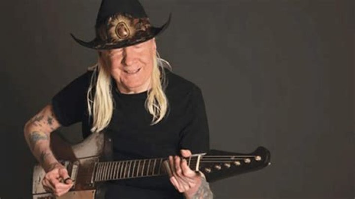 Johnny Winter Johnny Winter