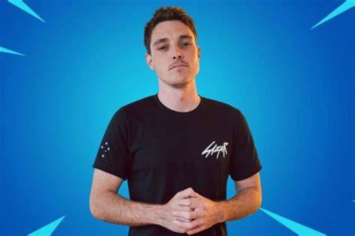 LazarBeam Biography