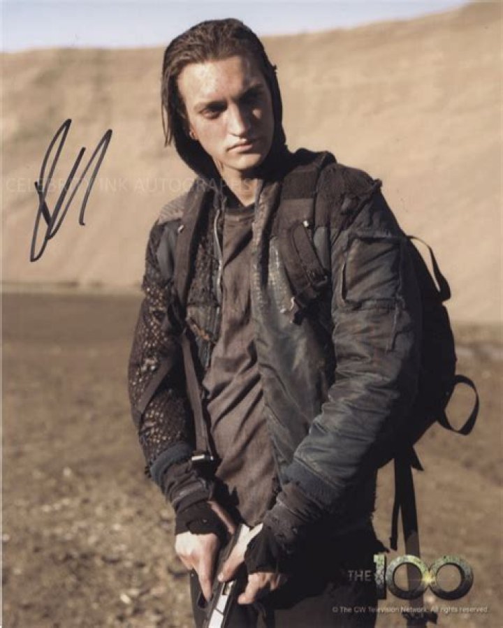 Richard Harmon as John Murphy in the 100 Richard Harmon as John Murphy in the 100