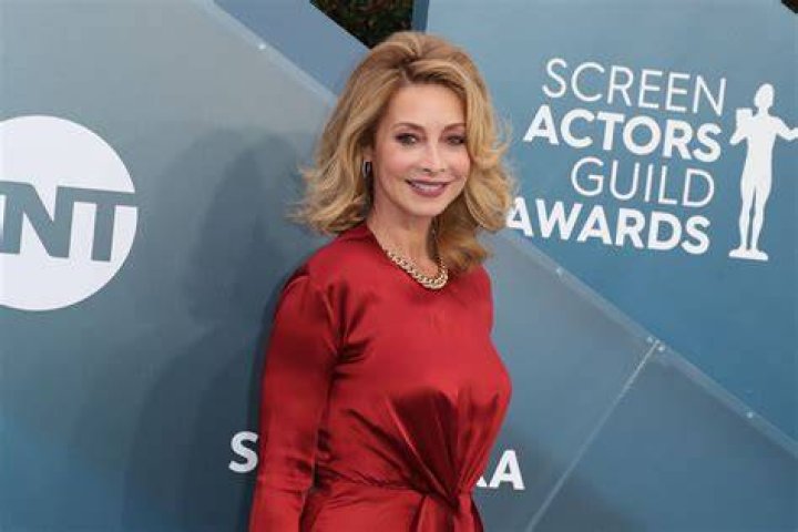 Sharon Lawrence