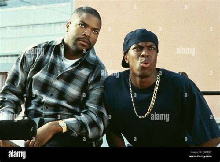 Tucker (r) alongside Ice Cube (l) in the 1995 comedy Friday.